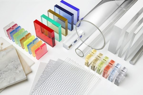 Tấm nhựa PC Polycarbonate trong suốt dùng trong công nghiệp